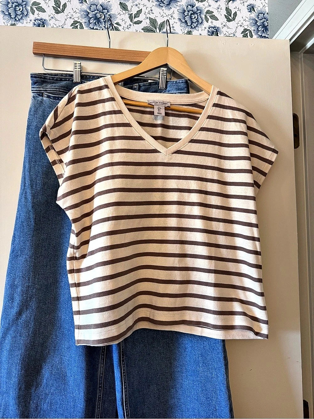 Martha Stewart Collection Striped Short Sleeve Top in Cream & Brown Size Large